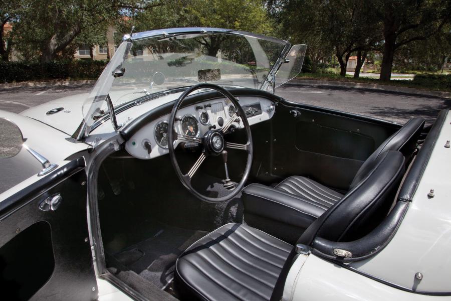  MGA 1600 Mk I Roadster 1960 года  (фото 13 из 17)